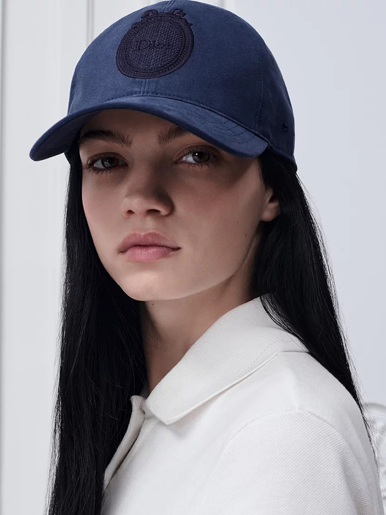 CHRISTIAN DIOR kačket